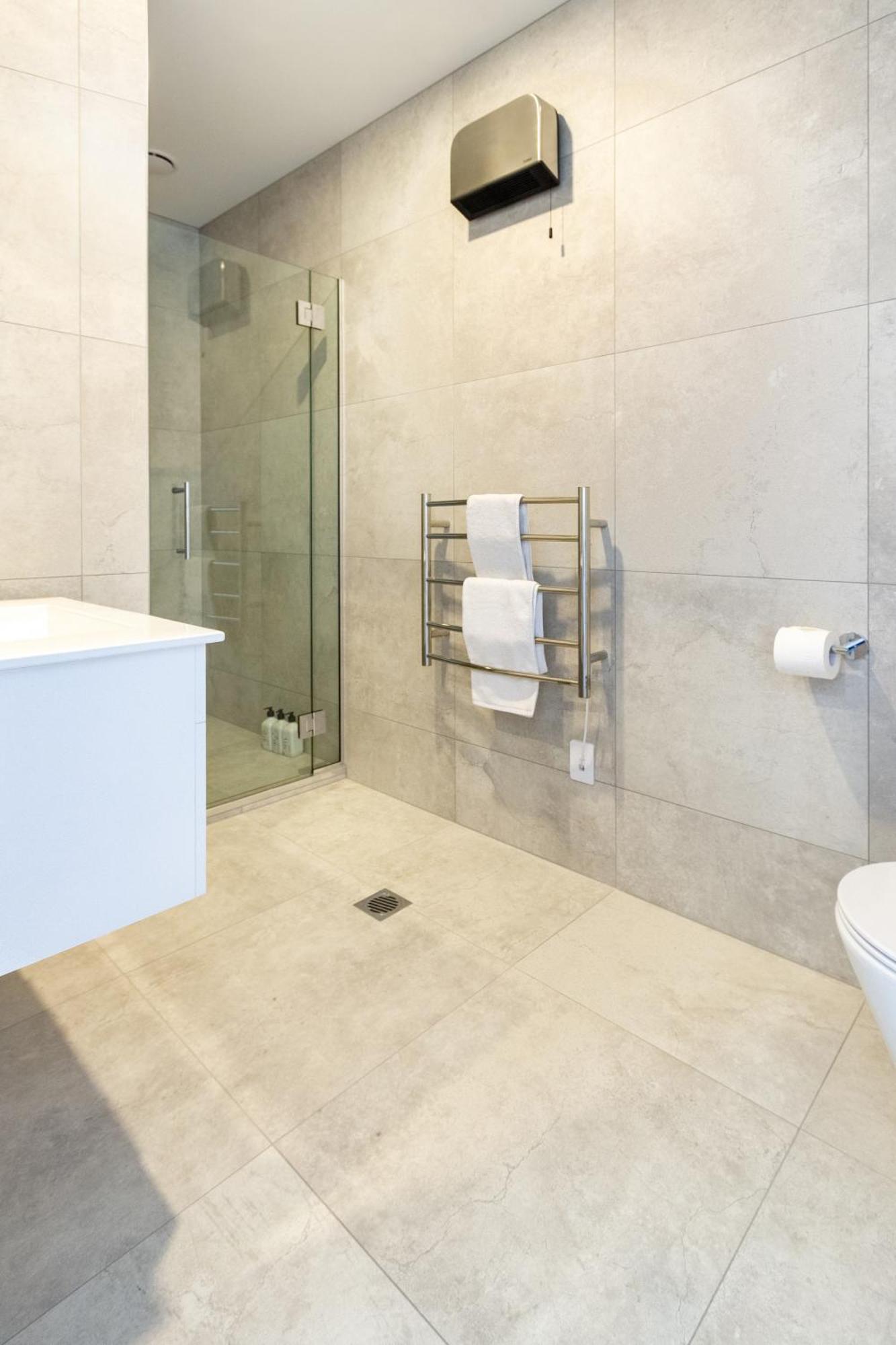 2 Bed, 2 Bath W Sofa Bed - Great Cafes Nearby Apartment Christchurch Exterior foto